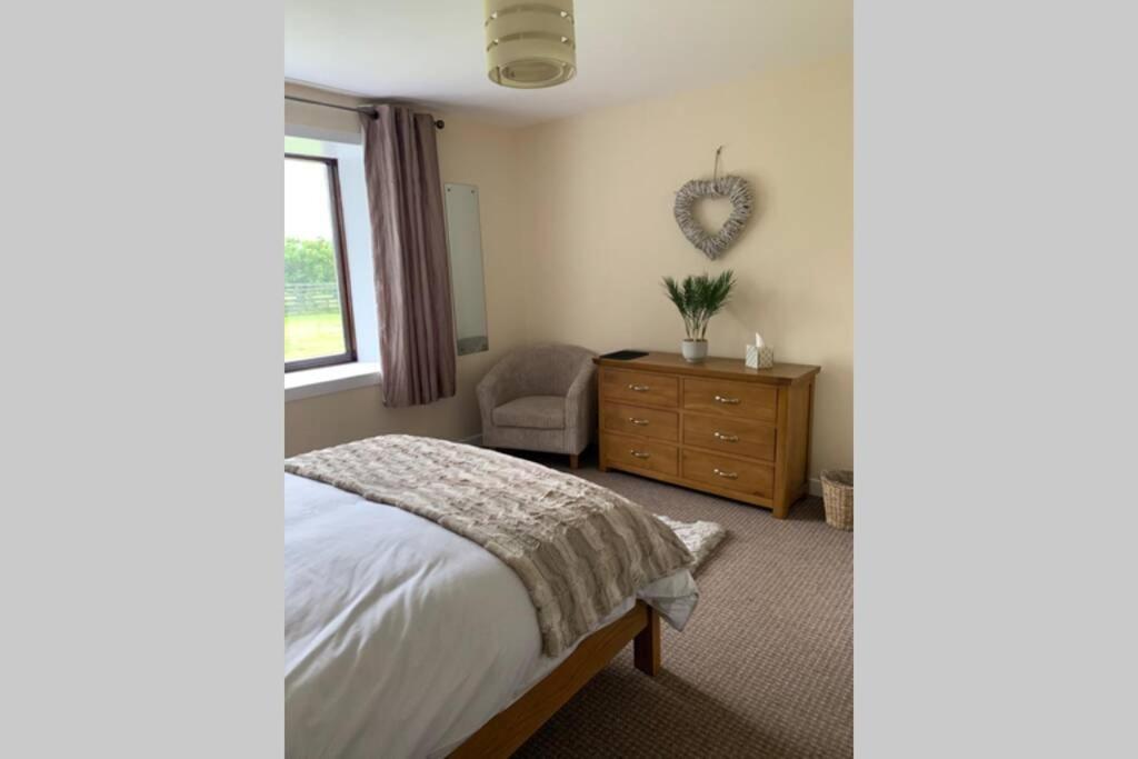 Highland Cosy 2 Bedroom Cottage In Tore Muir Of Ord On Nc500 Exterior photo